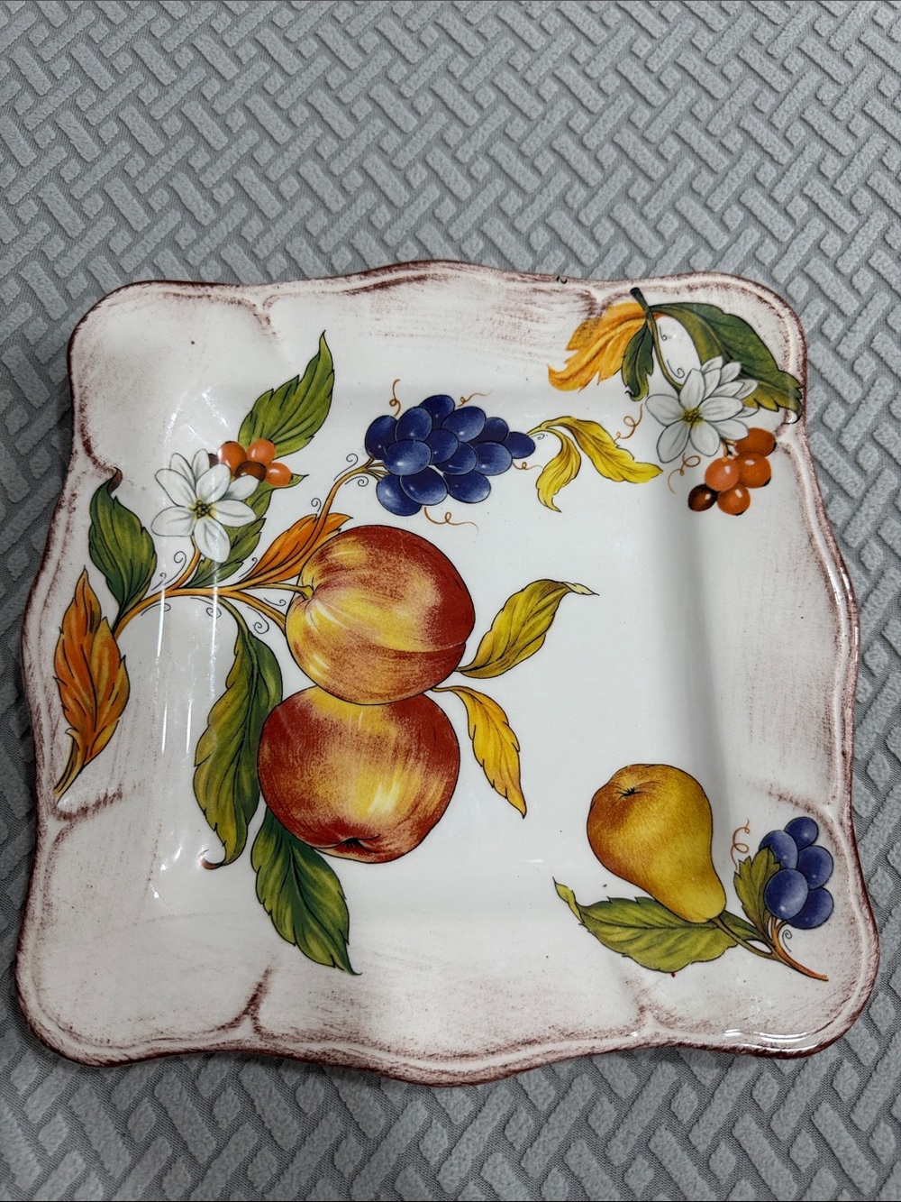 Sur La Table Frutta Square 9"D Salad Plate  Made In Italy  Fruit Veggie Floral